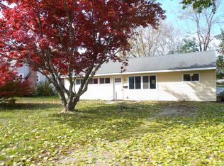 177 Pine Grove Dr, Pittsfield, MA 01201