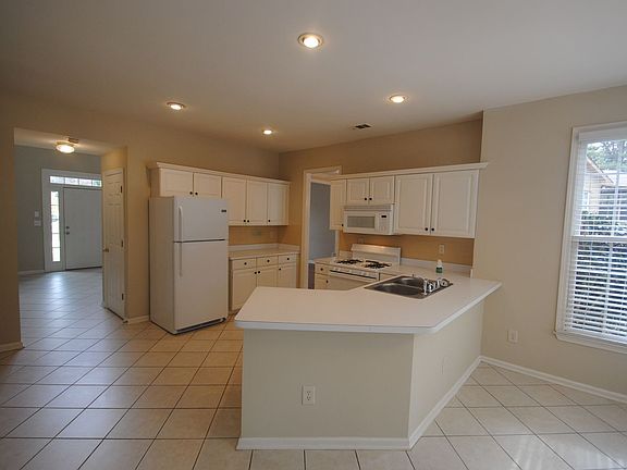 4th image of 3540 Spalding Chase Dr