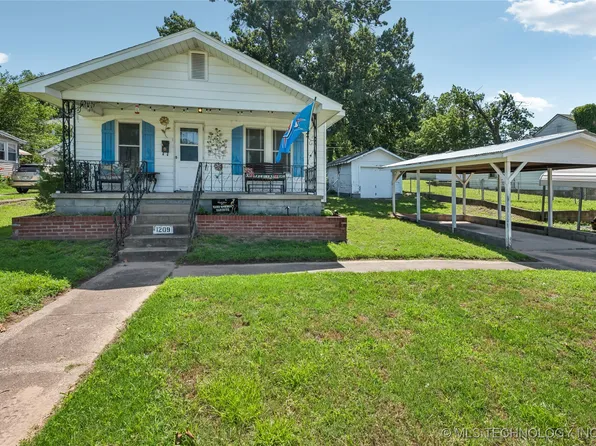 1209 N Garfield Ave, Sand Springs, OK 74063
