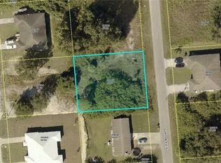 332/334 Gordon Ave S, Lehigh Acres, FL 33973