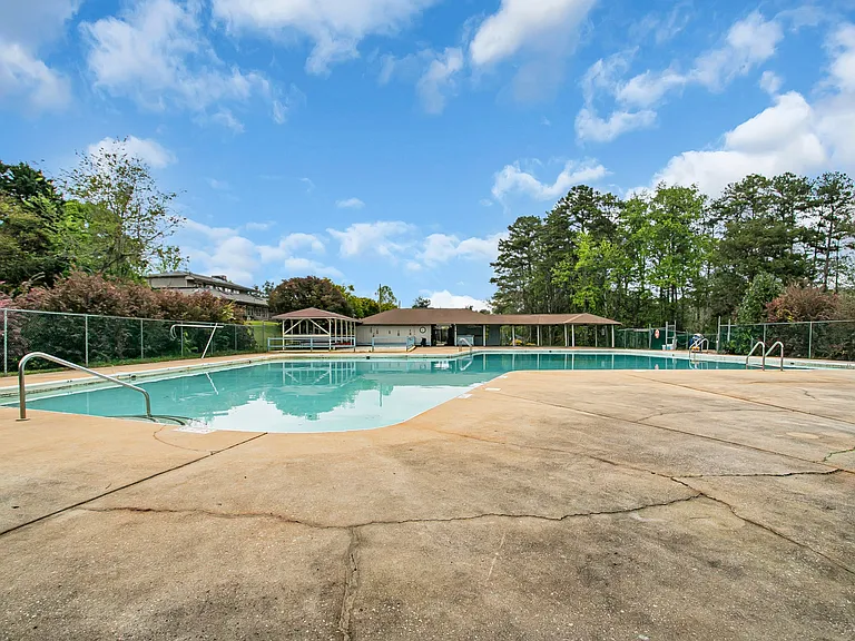 Community pool