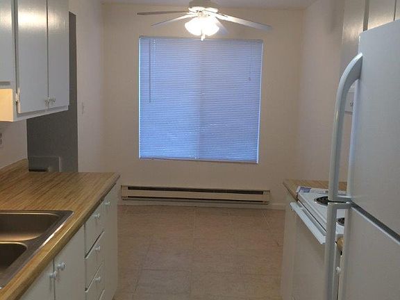 3rd image of 3948 Clear Acre Ln APT 257