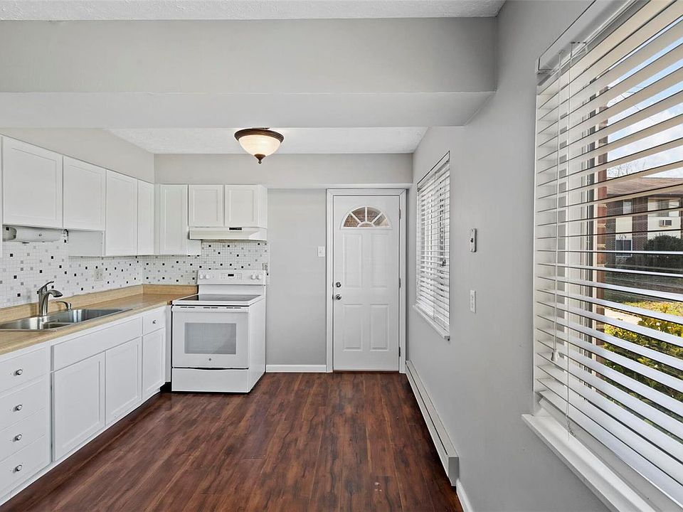 Hazelcrest Condominiums 7437 Hazelcrest Dr Hazelwood MO Zillow