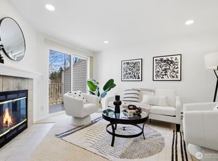 Tenth Place, Bellevue, WA 98005