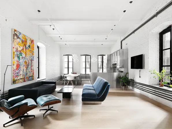 59 4th Avenue image 1 of 13