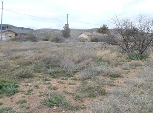 20203 E Mesa Verde Rd, Mayer, AZ 86333