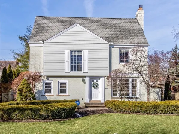 2402 Glendon Rd, University Heights, OH 44118