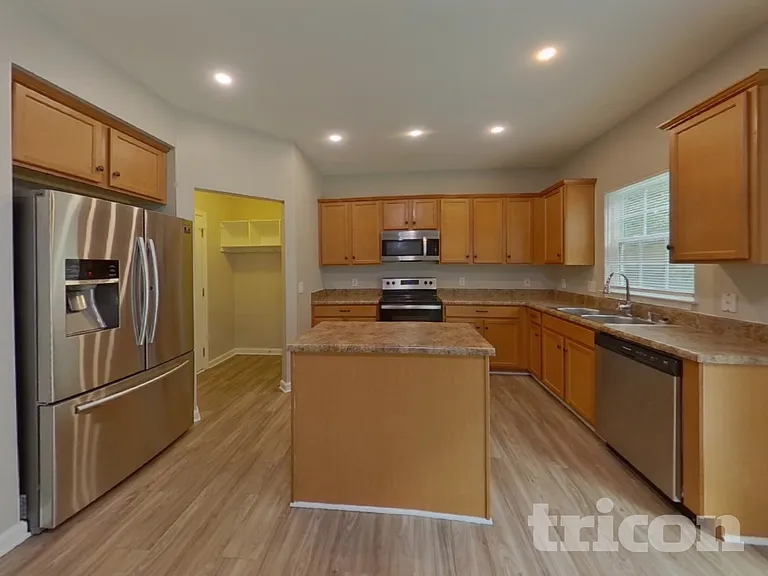 246 Bridgeport Rd — Photo 7