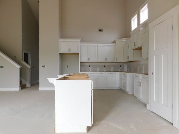 5th image of 105 Foxbank Cir Lot 2