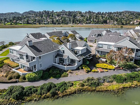 2nd image of 6052 Shelter Bay Avenue