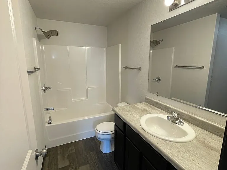867 Tower Rd — Photo 13