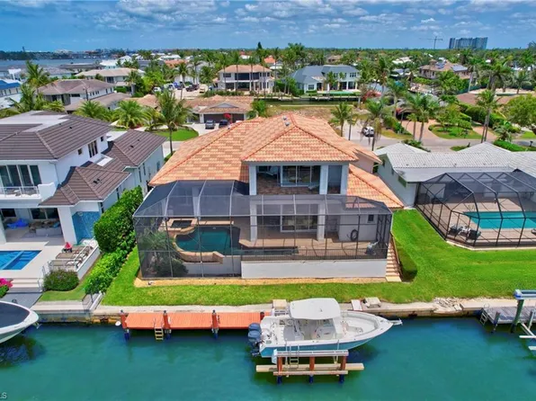 1380 Marlin DR, NAPLES, FL 34102