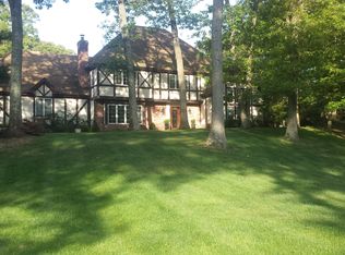 5 Yellow Brick Rd, Northport, NY 11768