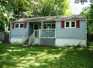 11 E Shore Trl, Hardyston, NJ