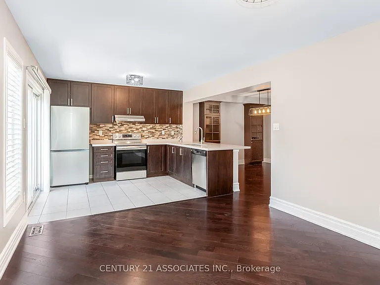 362 Cavanagh Ln — Photo 15