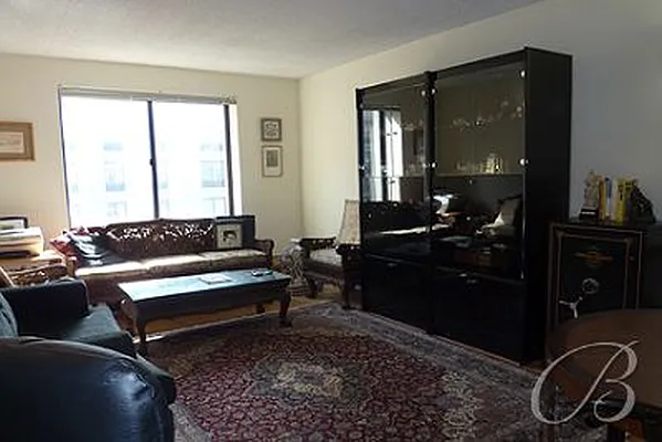 Sold by Bellmarc Realty | media 23