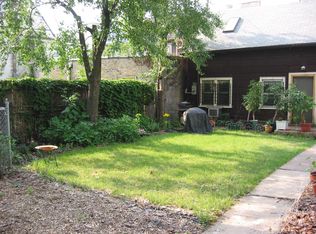 1310 W Argyle St, Chicago, IL 60640