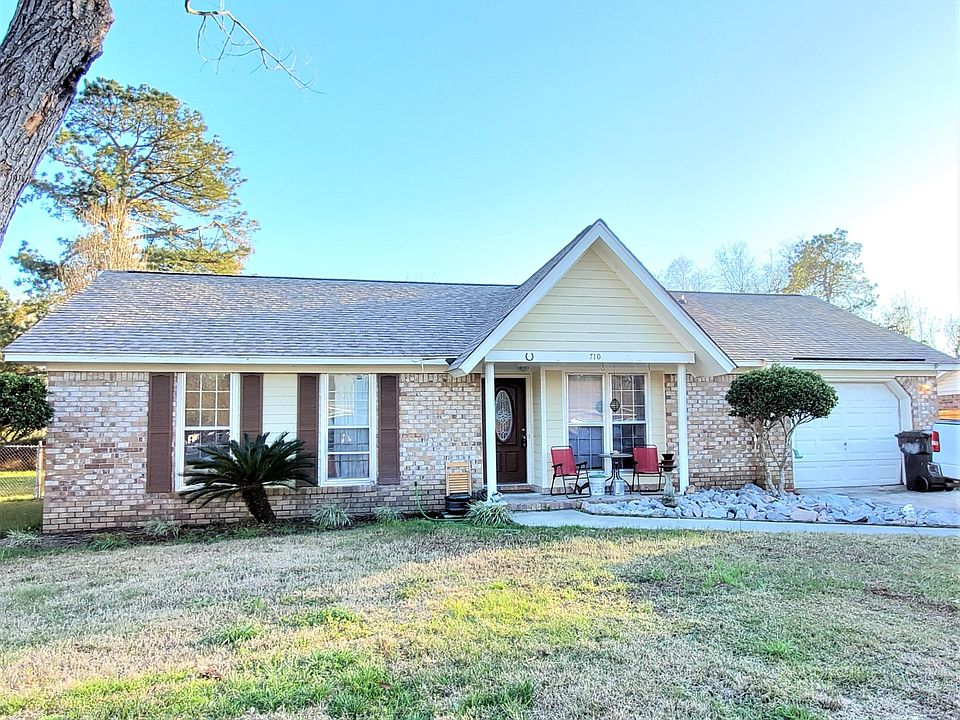1st image of 710 Beauregard Rd
