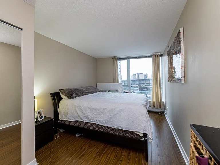 188 Keefer Pl #1006 — Photo 15