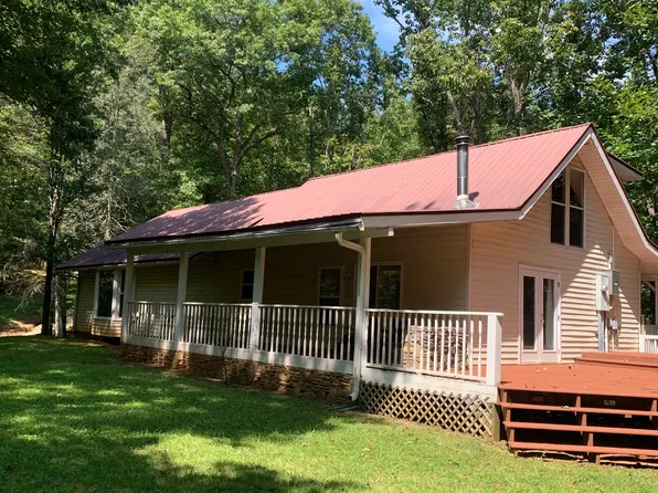 19 Tumblewood Dr, Franklin, NC 28734