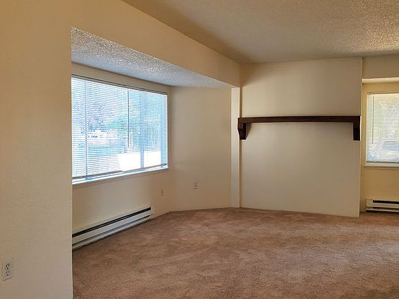 5th image of 1010 E 35th St APT A
