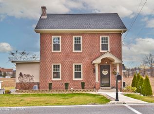 8038 Main St, Fogelsville, PA 18051