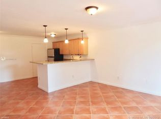 7487 SW 82nd St APT C201, Miami, FL 33143