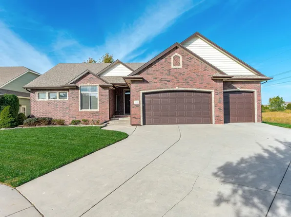 3335 N Flat Creek Cir, Wichita, KS 67205