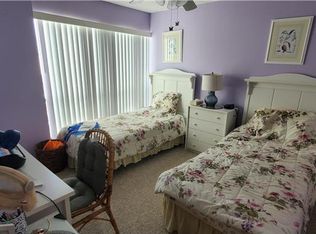 907 Bridgewood Dr, Boca Raton, FL 33434