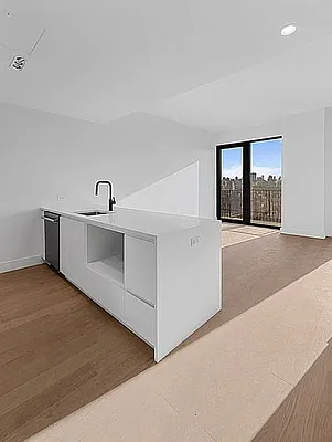 Rented by West 124th Manager LLC | media 53