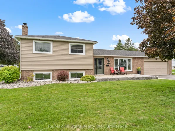 36 Edgewood Dr, Kawartha Lakes, ON K9V 4W1
