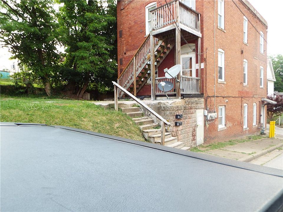 2nd image of 511 Wood St