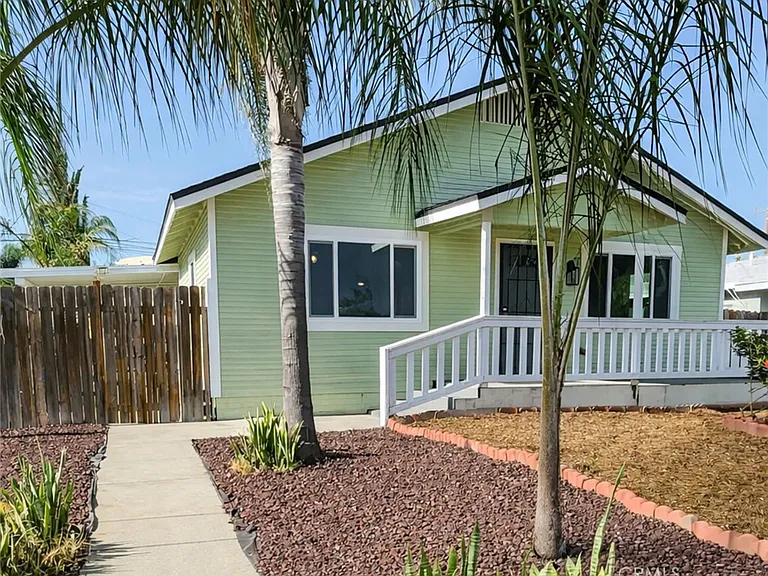 835 E Nocta St — Photo 1