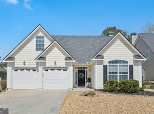 135 Saint Albans Way, Peachtree City, GA