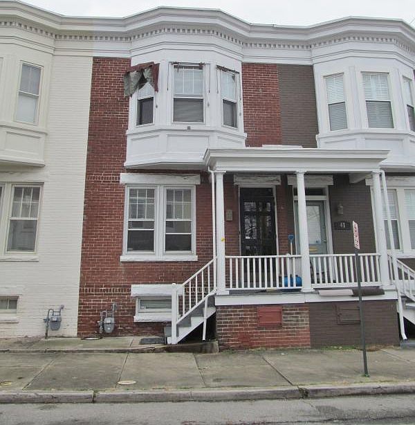 1st image of 39 S Davis Ave