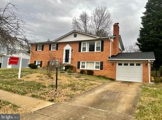 12826 Glynis Rd, Clinton, MD 20735