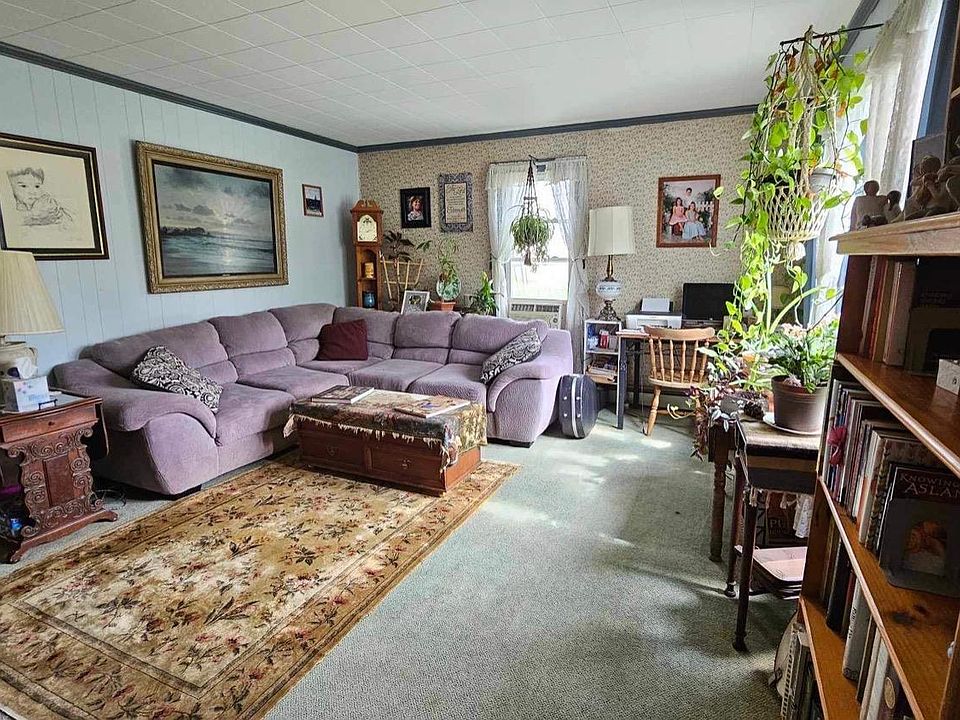 8 Highland Ave, Philmont, NY 12565 Zillow