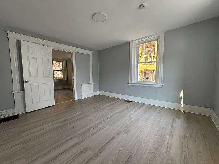 86 Wolcott St #R1 — Photo 12