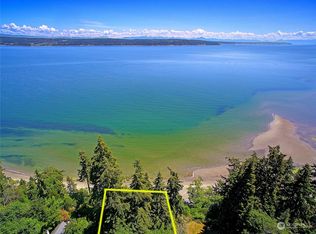 884 E Seabluff Ter, Coupeville, WA 98239