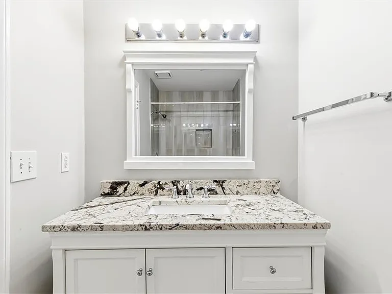 7500 Roswell Rd #80 — Photo 21