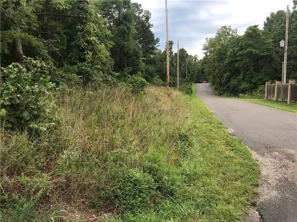 Weybridge Dr, Bella Vista, AR 72714