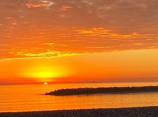 222 Winthrop Shore Dr APT 1, Winthrop, MA 02152