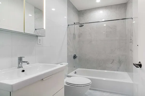 Rented by Signature Properties of Dover LLC | media 7