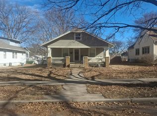 210 SW Kendall Ave, Topeka, KS 66606