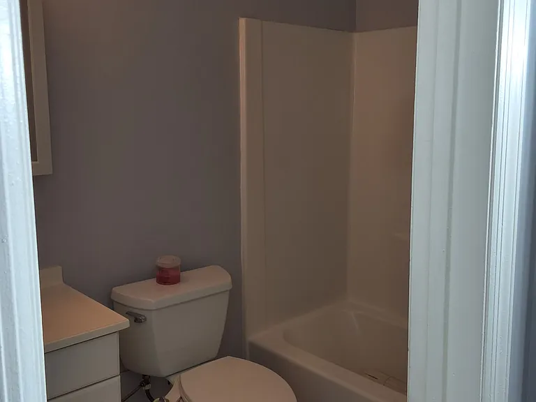 64 Washington Ave #B — Photo 6