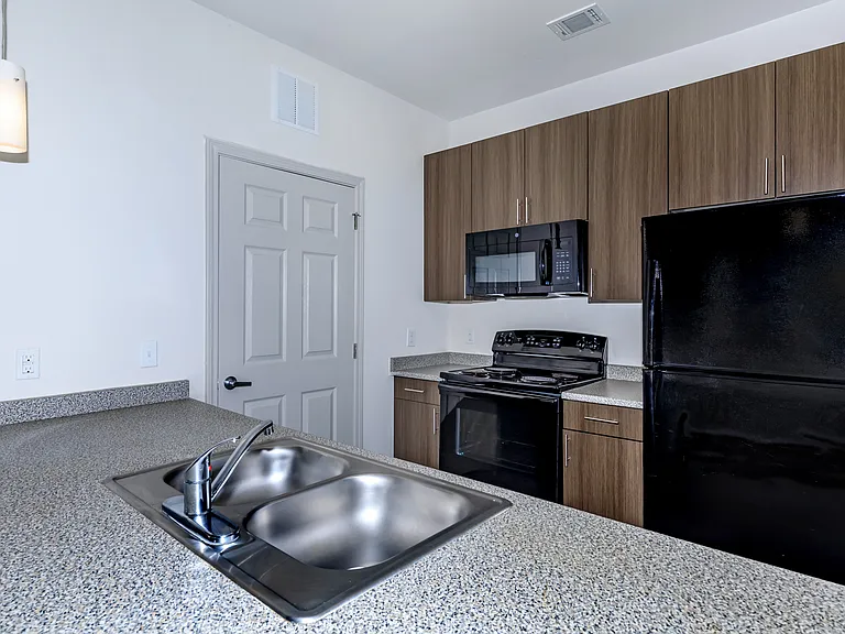 Reserve at Springdale — Photo 5