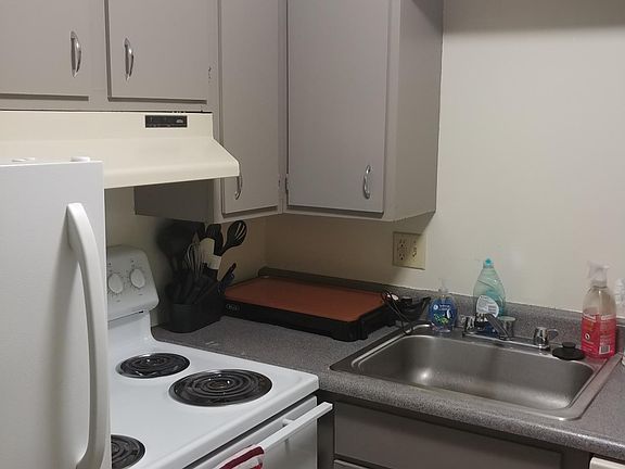 4th image of 2684 Erlene Dr APT 2213