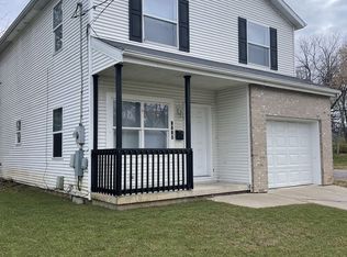 1070 S Yellow Springs St, Springfield, OH 45506