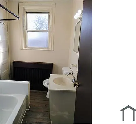5202 Webster St #B — Photo 15