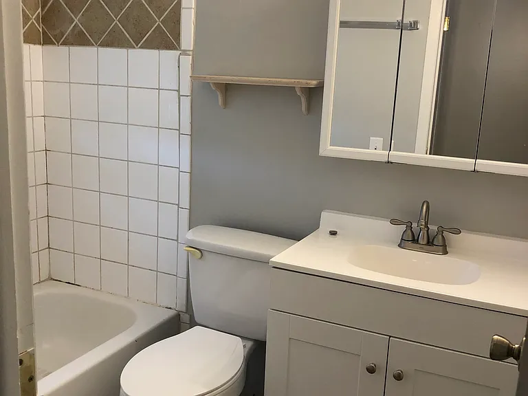 2128 S 46th Ave — Photo 13
